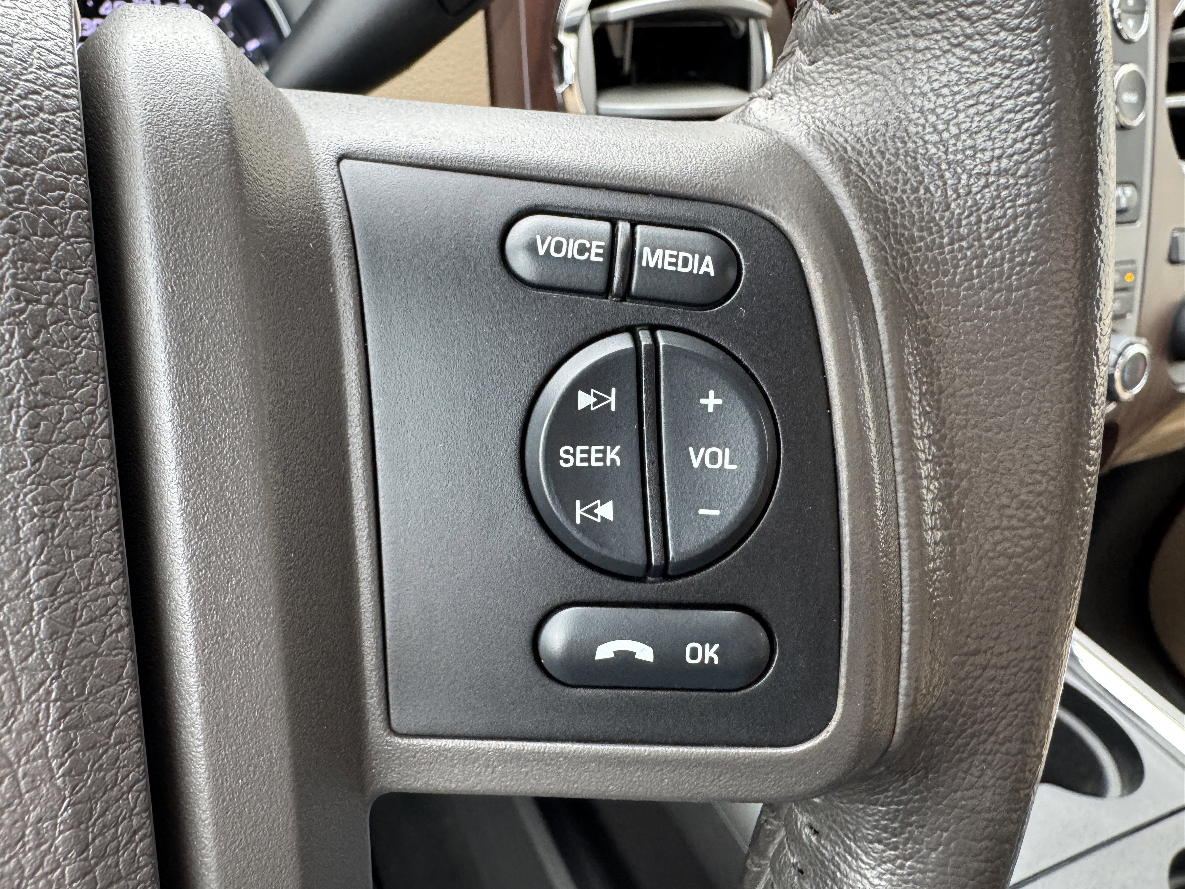 2012 Ford Super Duty F-350 DRW Lariat