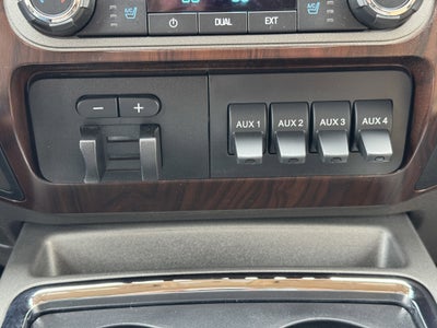 2012 Ford Super Duty F-350 DRW Lariat