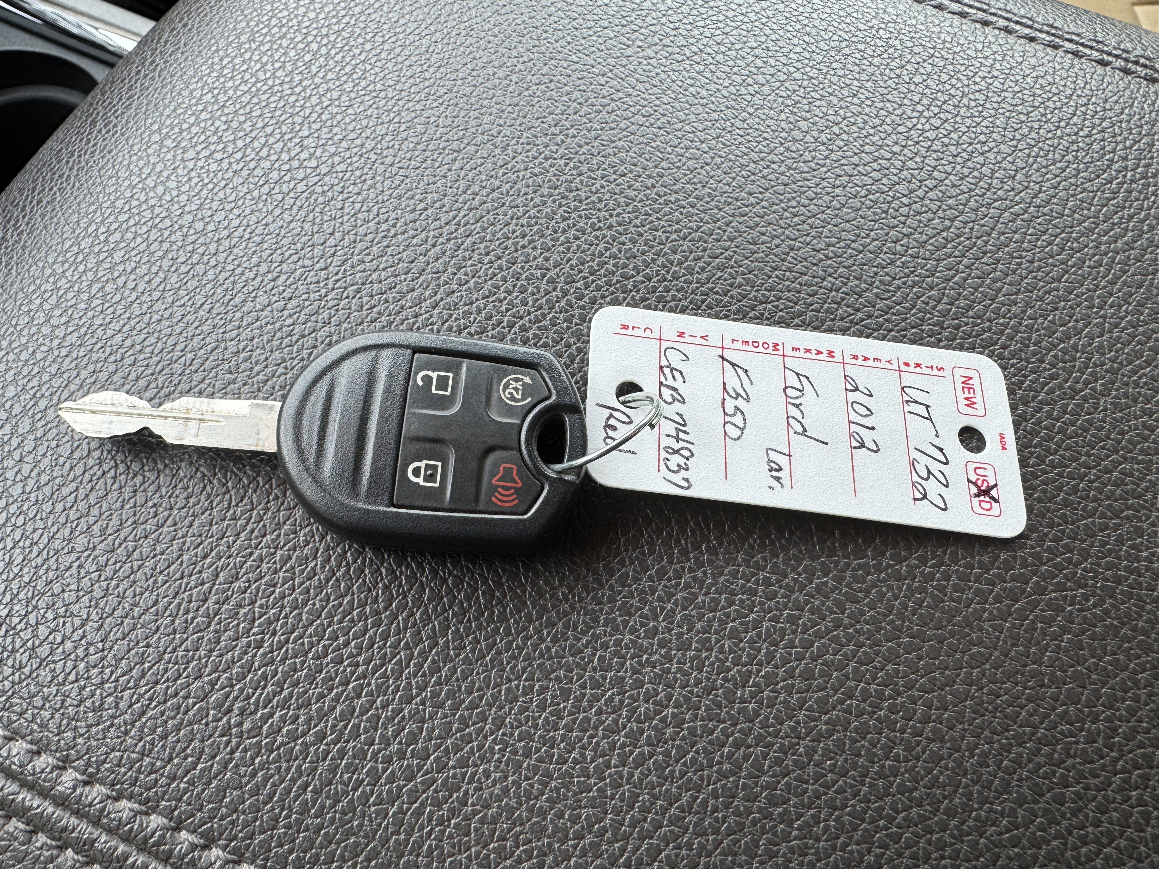 2012 Ford Super Duty F-350 DRW Lariat