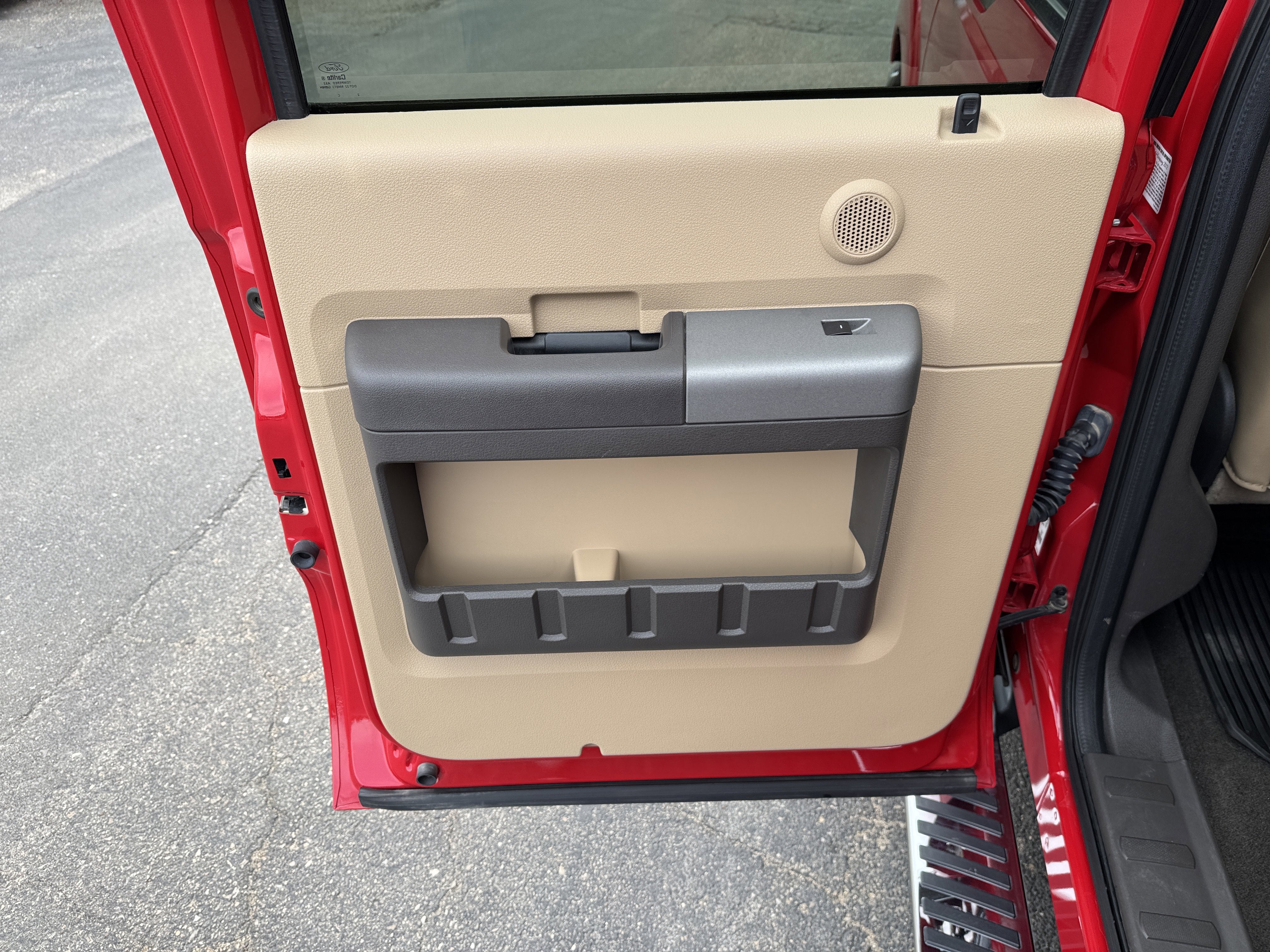 2012 Ford Super Duty F-350 DRW Lariat