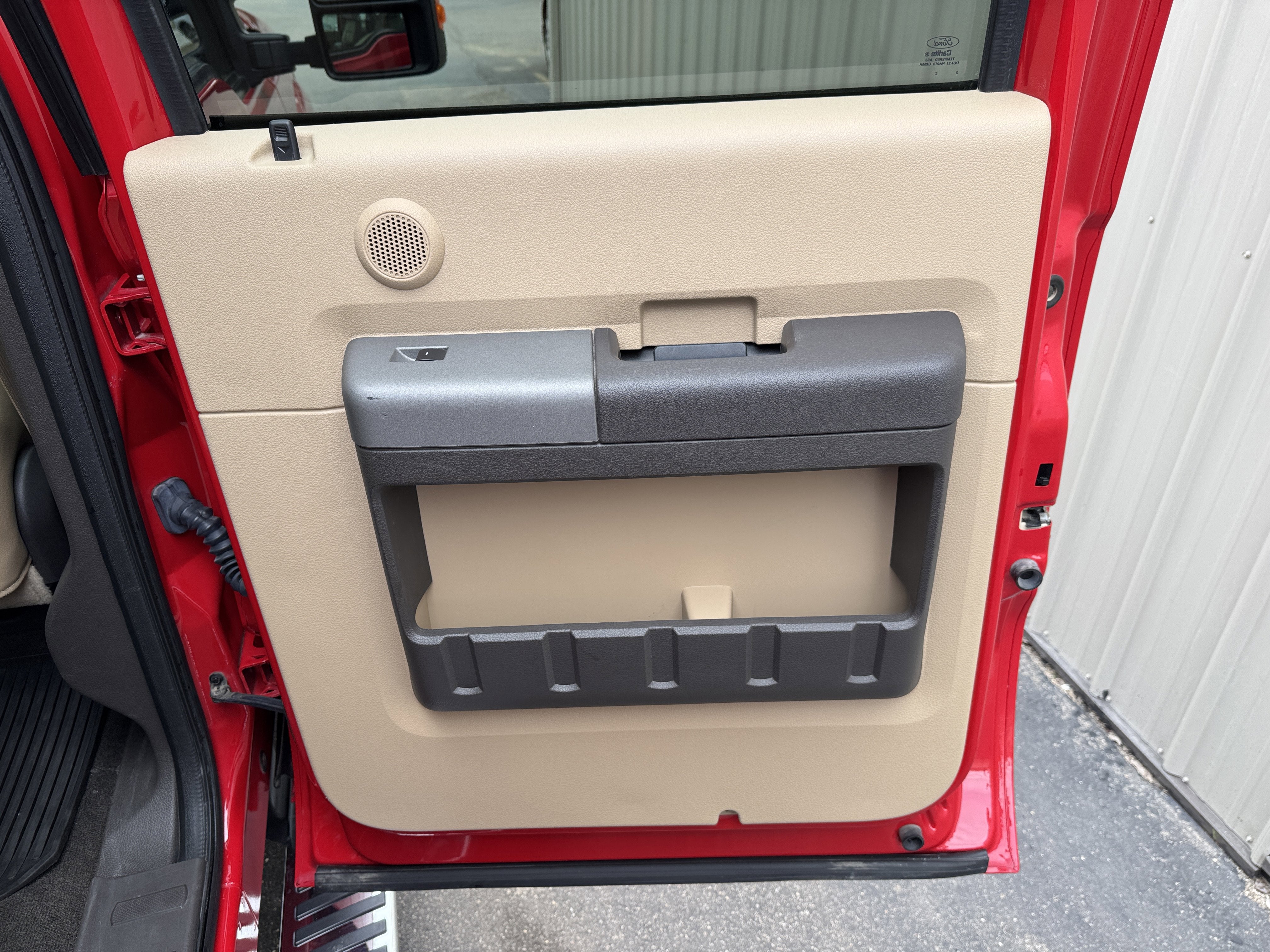 2012 Ford Super Duty F-350 DRW Lariat