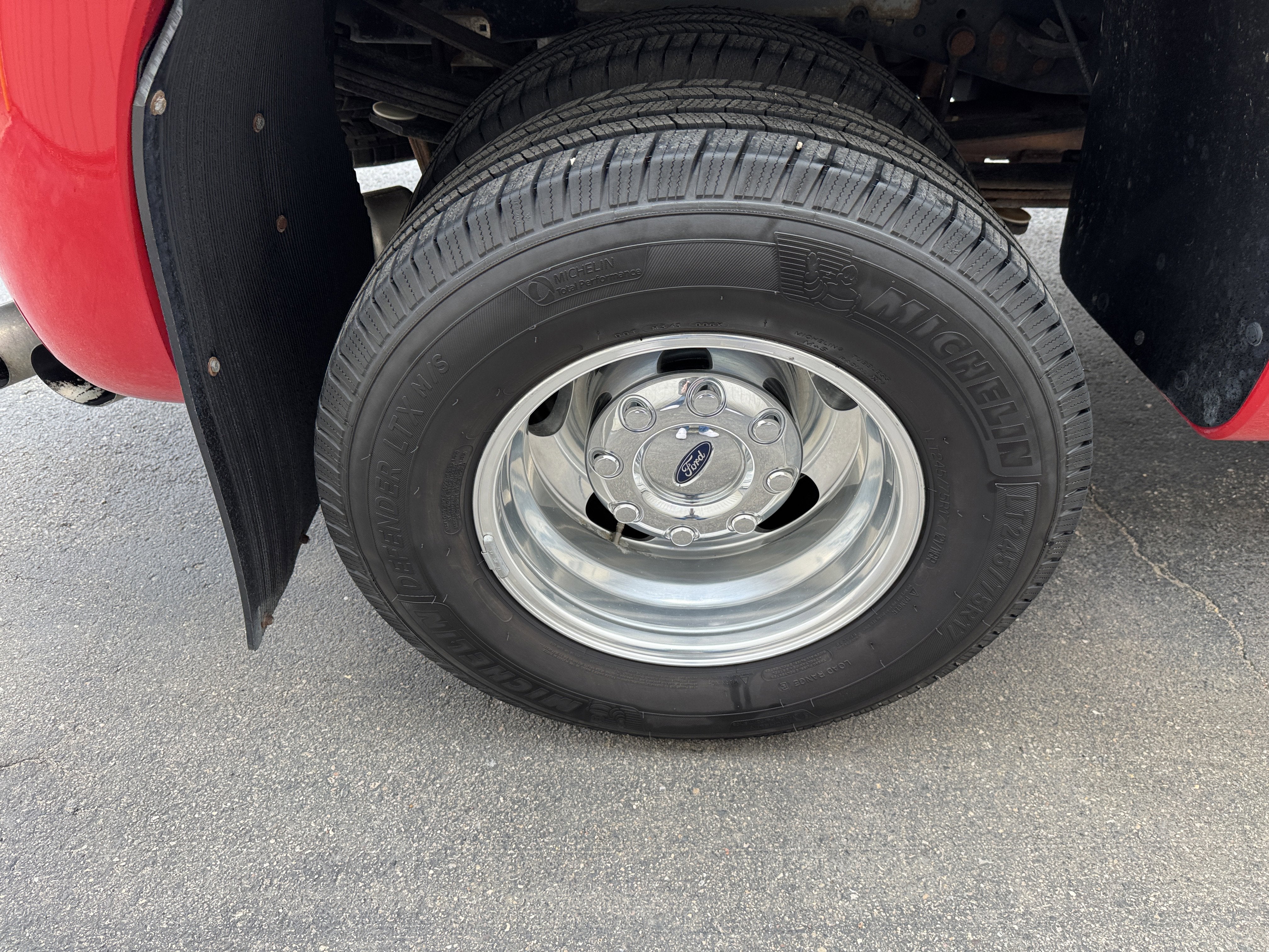 2012 Ford Super Duty F-350 DRW Lariat