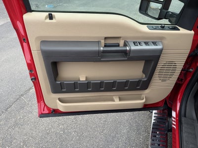 2012 Ford Super Duty F-350 DRW Lariat