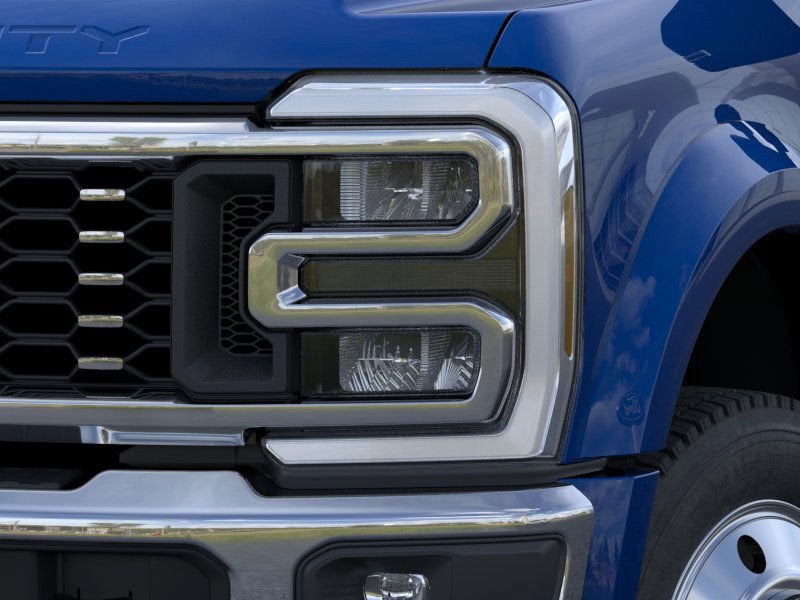 2026 Ford Super Duty F-450 DRW LARIAT