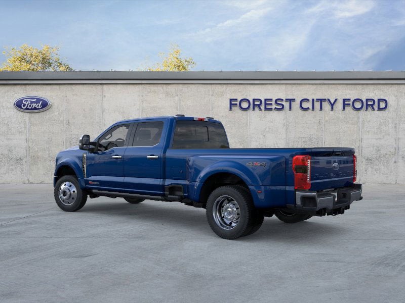 2026 Ford Super Duty F-450 DRW LARIAT
