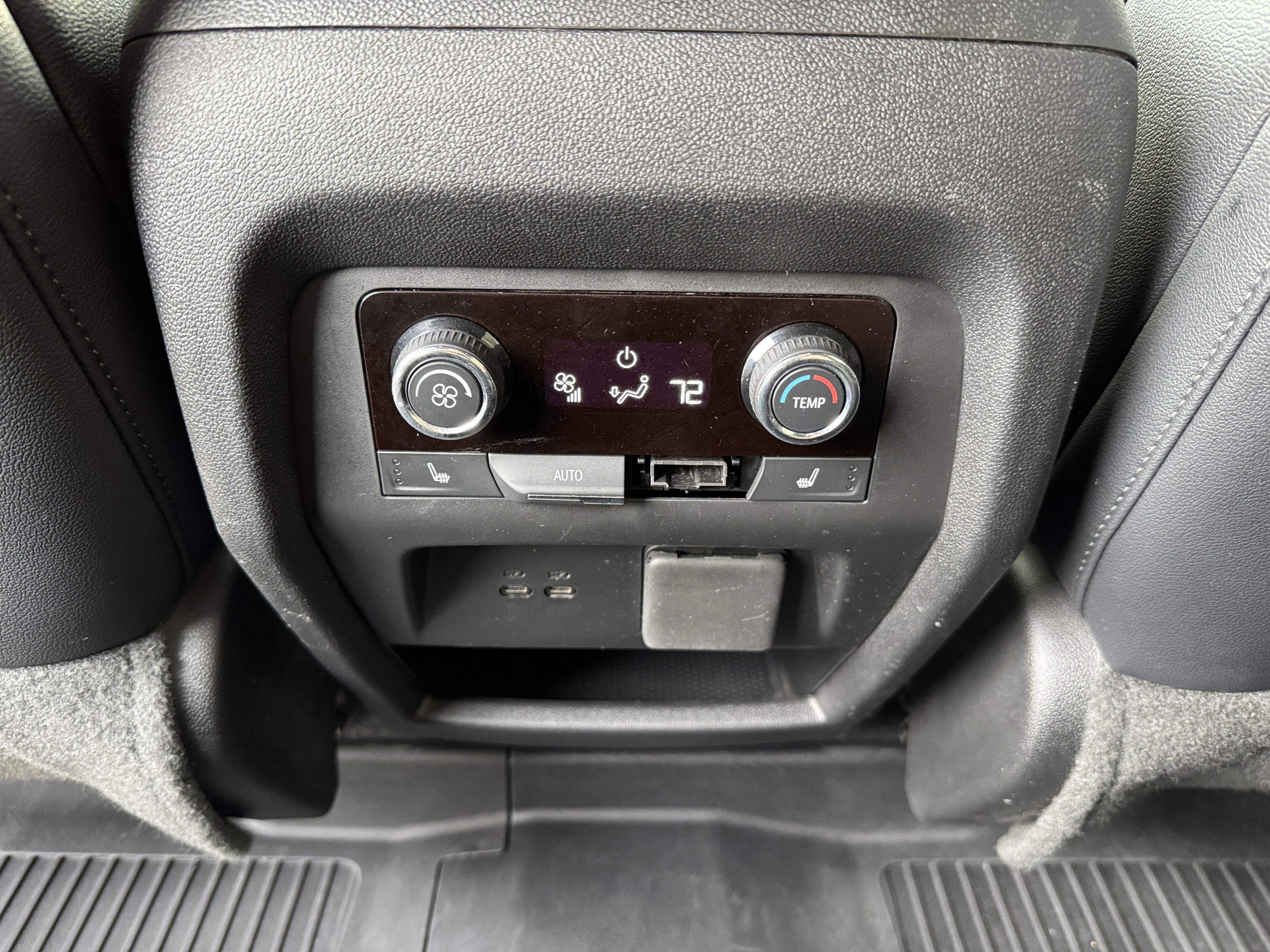 2024 Chevrolet Traverse AWD RS