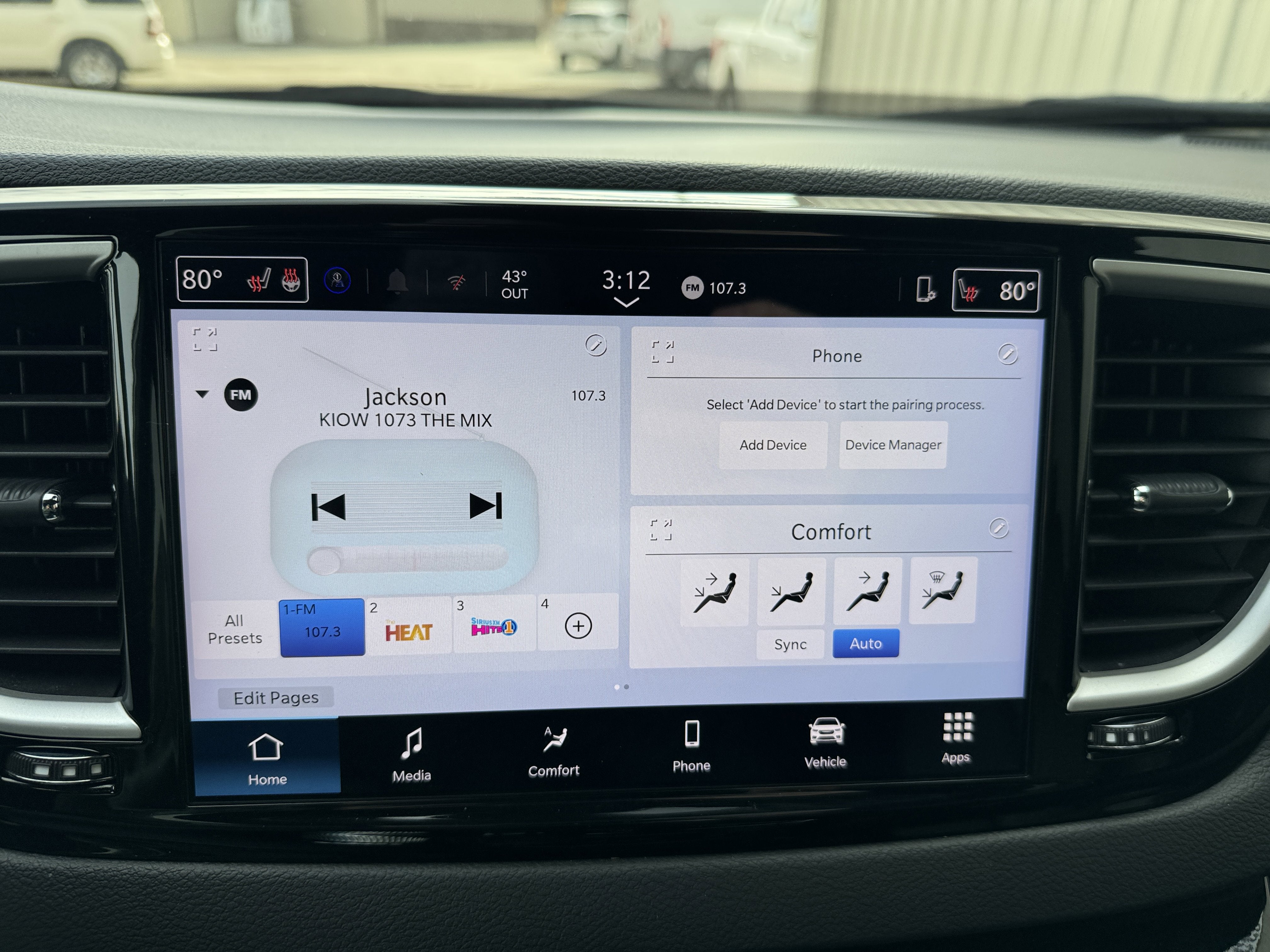 2025 Chrysler Pacifica Select