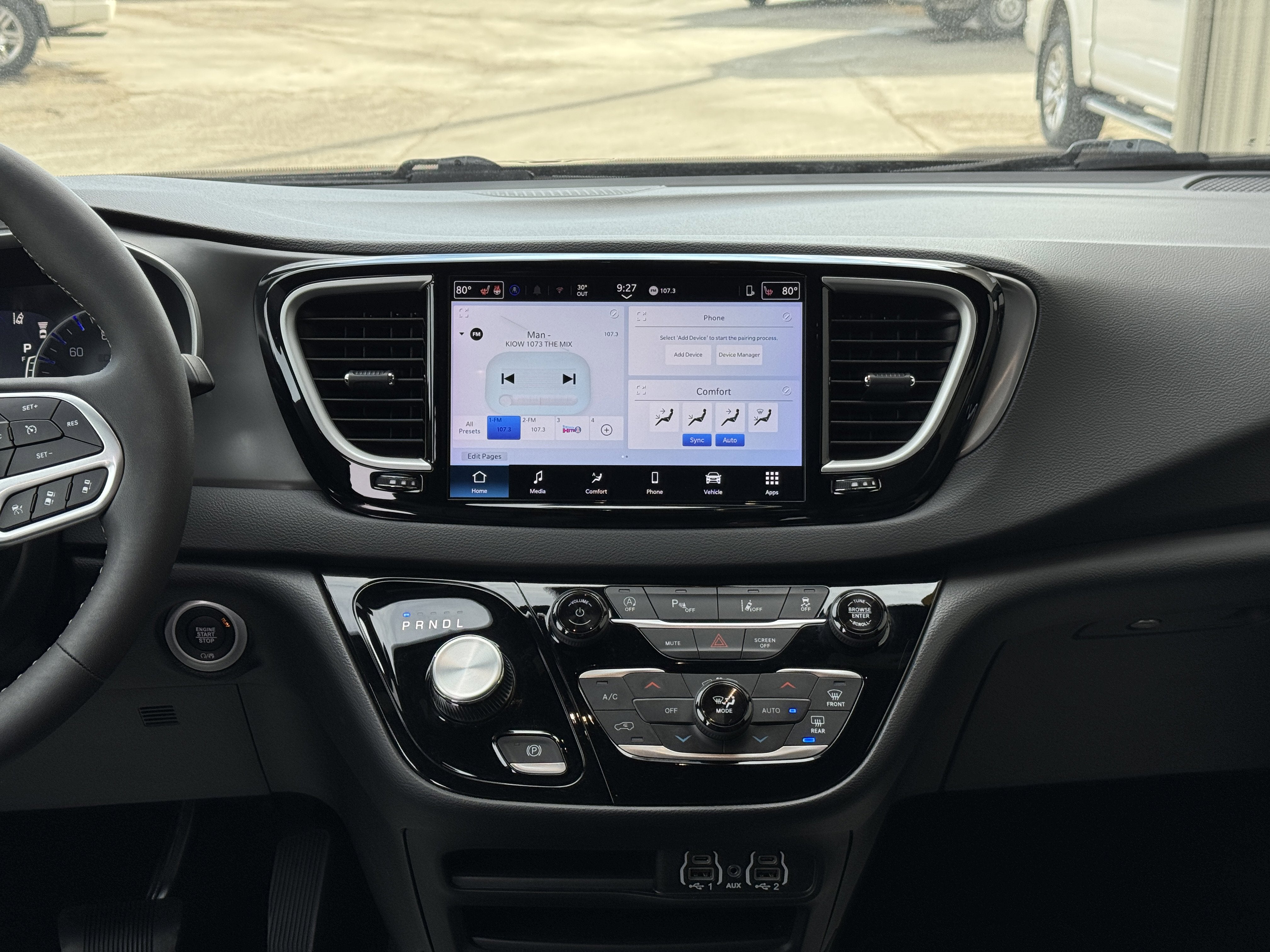 2025 Chrysler Pacifica Select