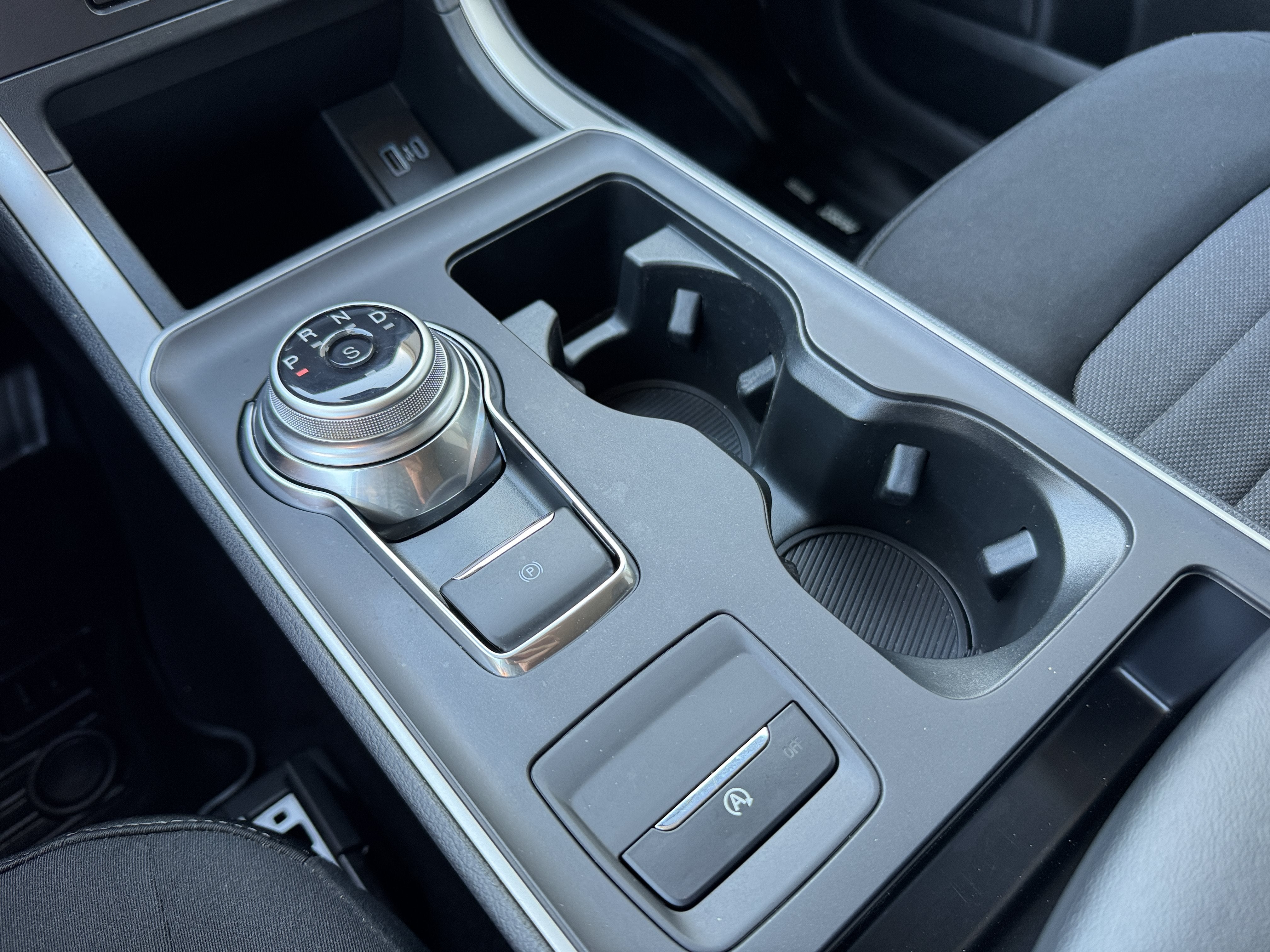 2024 Ford Edge SE