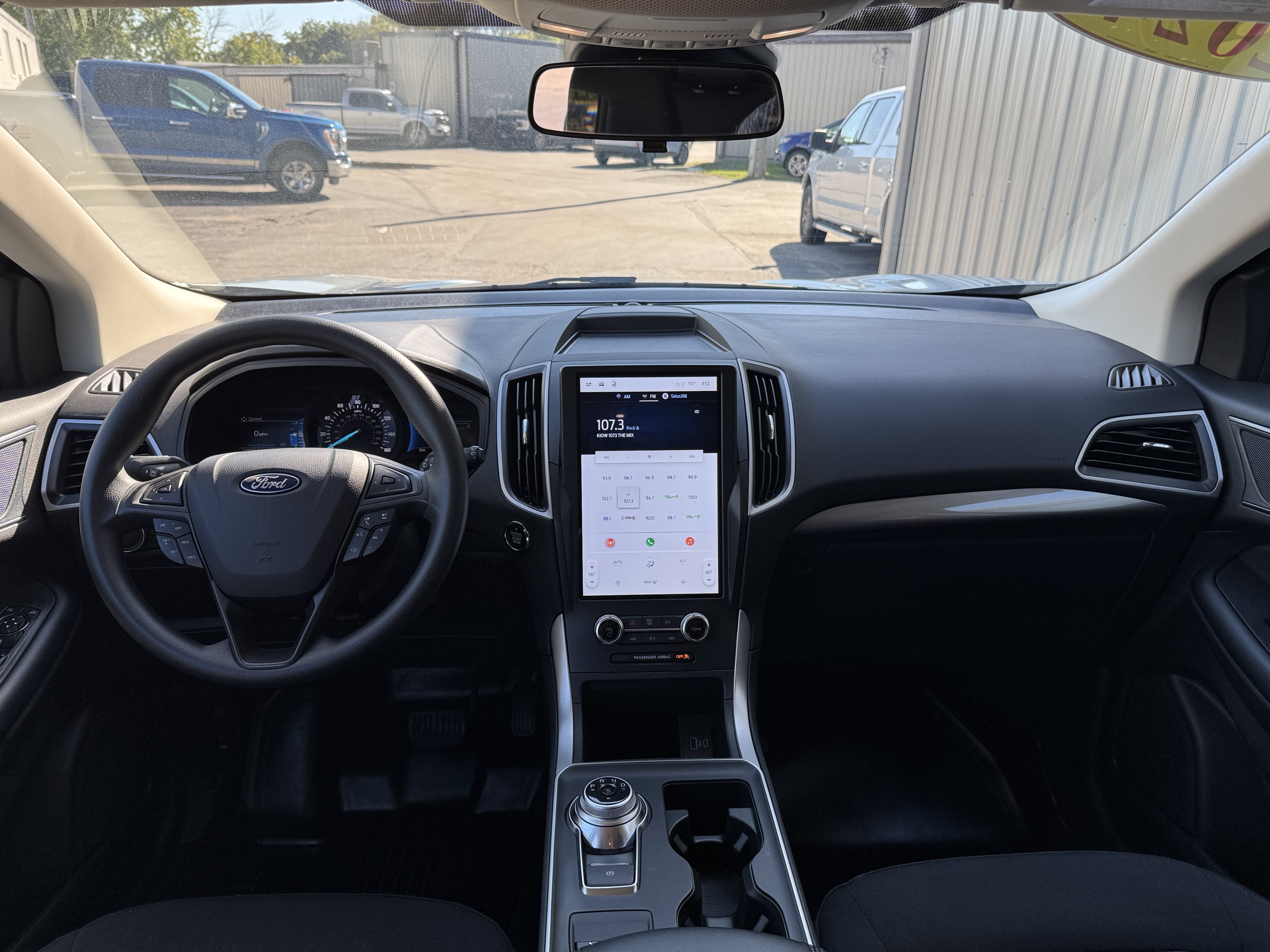 2024 Ford Edge SE