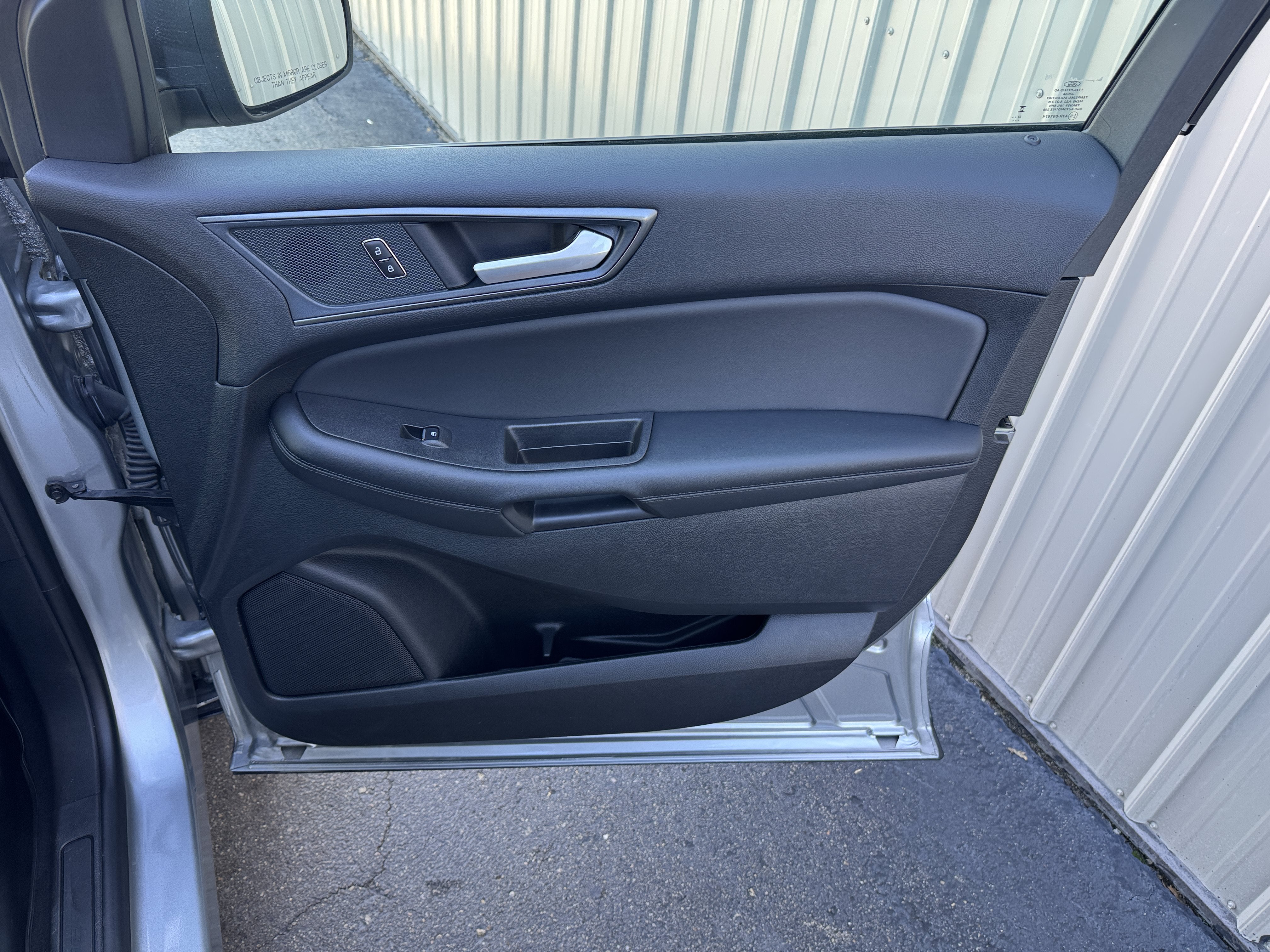 2024 Ford Edge SE