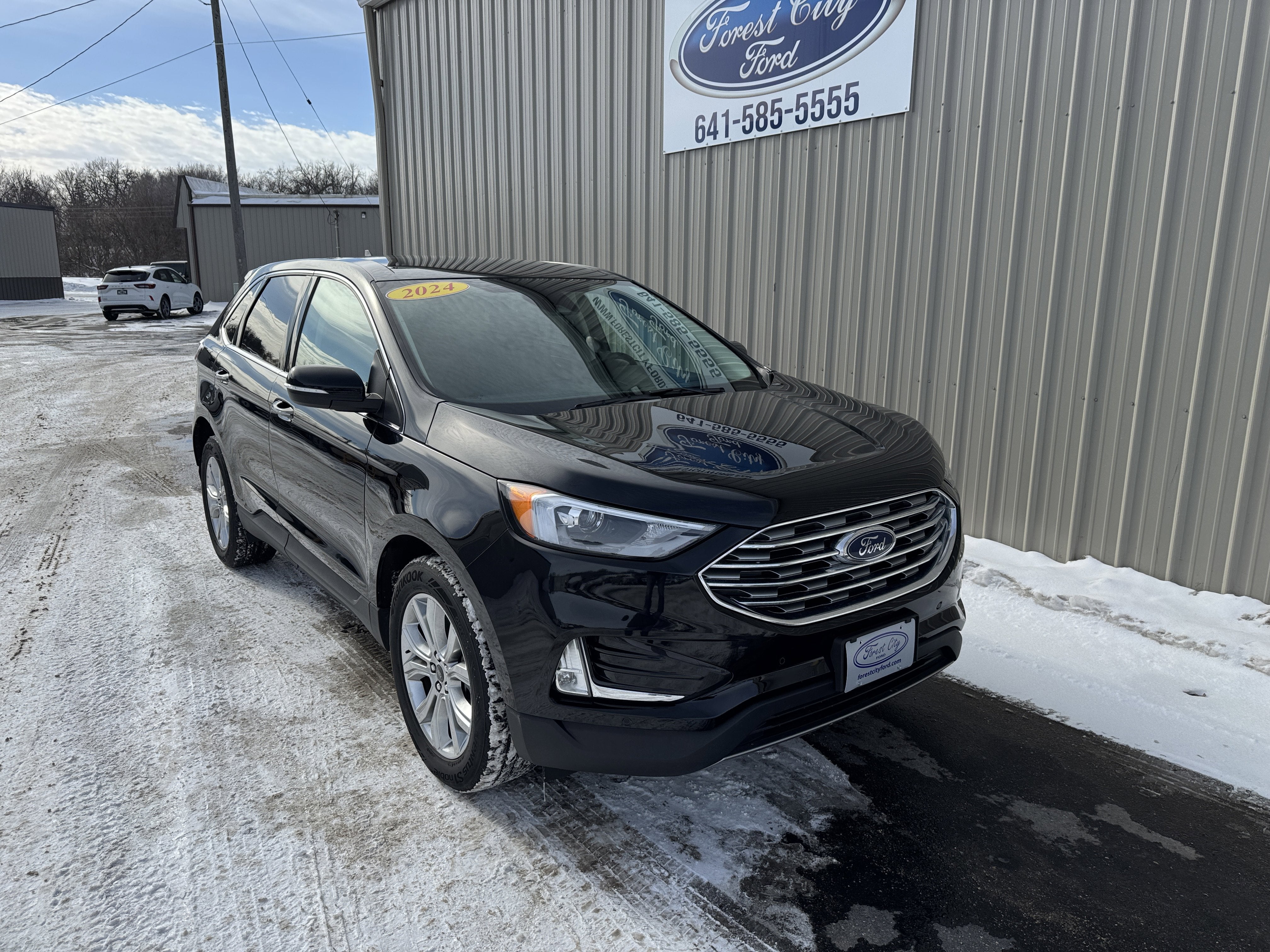 2024 Ford Edge Titanium