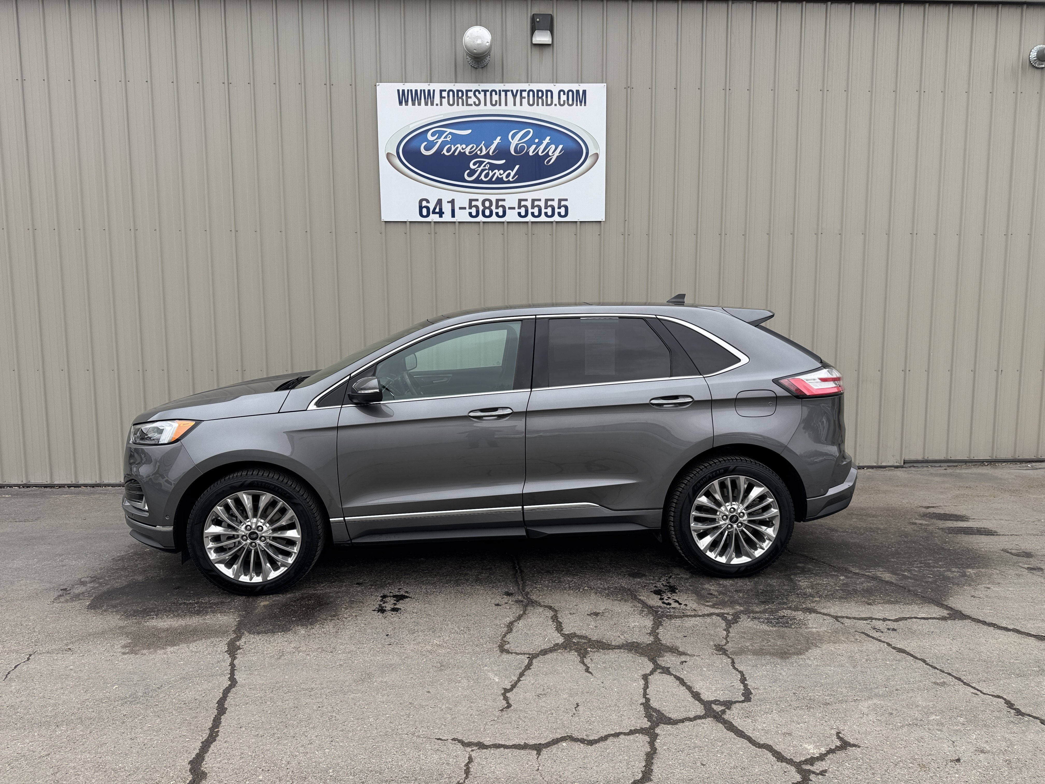 2021 Ford Edge Titanium