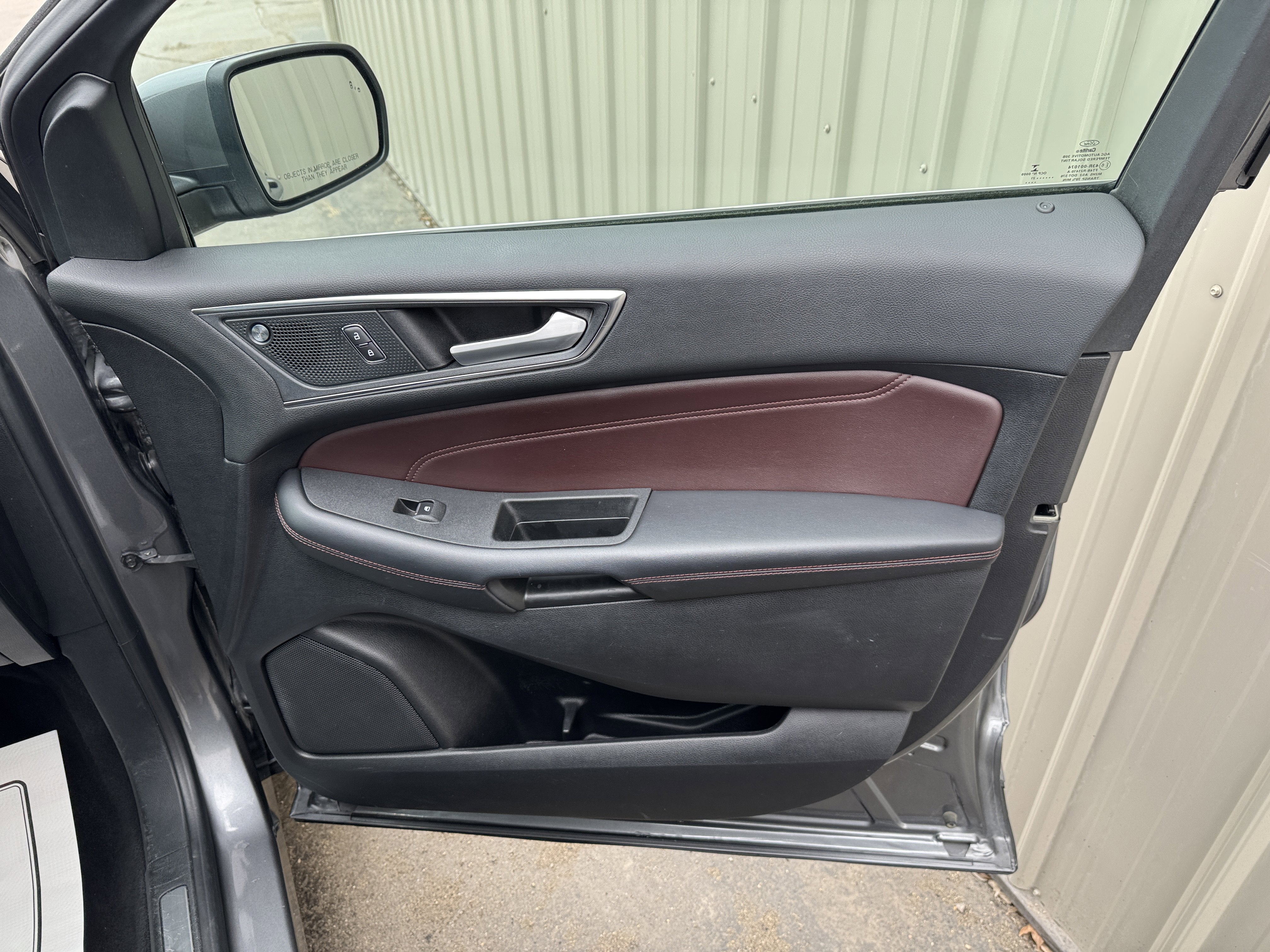 2021 Ford Edge Titanium