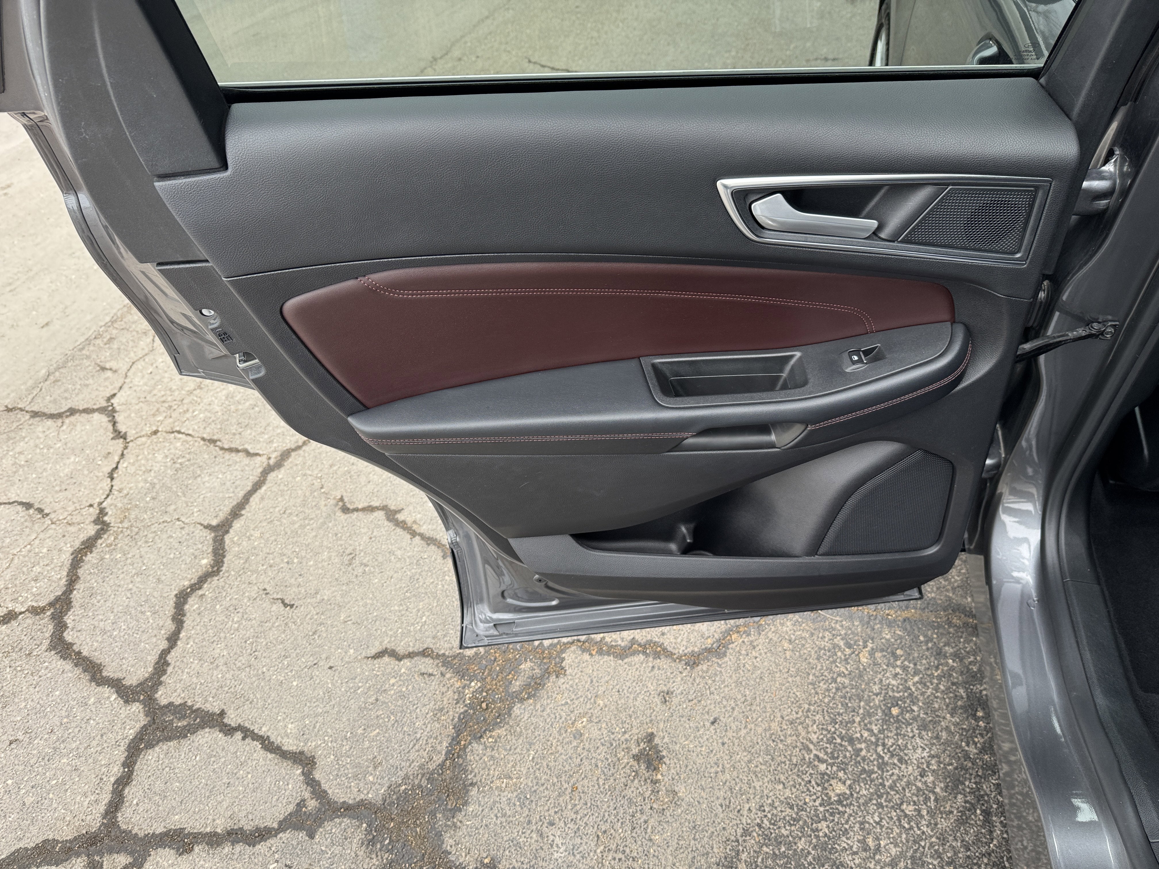 2021 Ford Edge Titanium