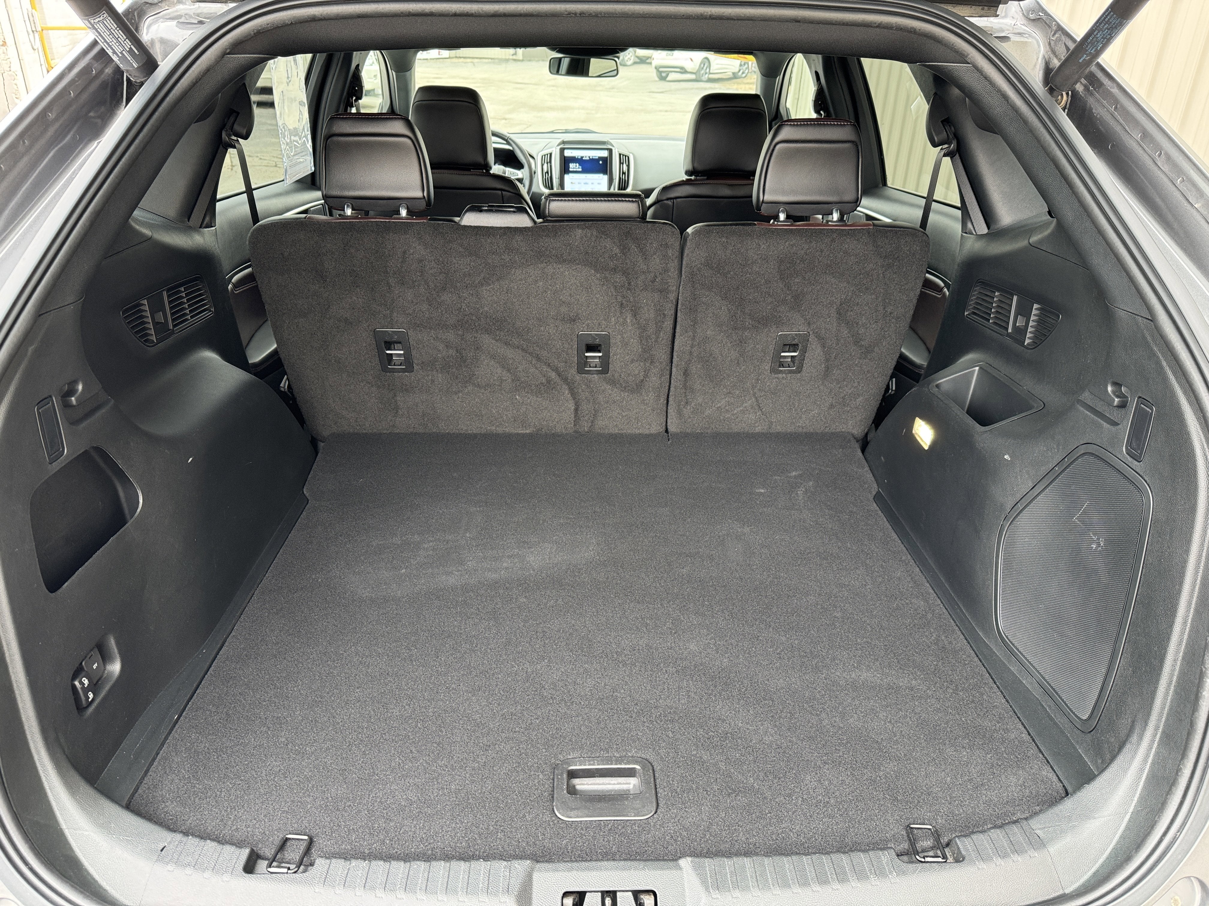 2021 Ford Edge Titanium