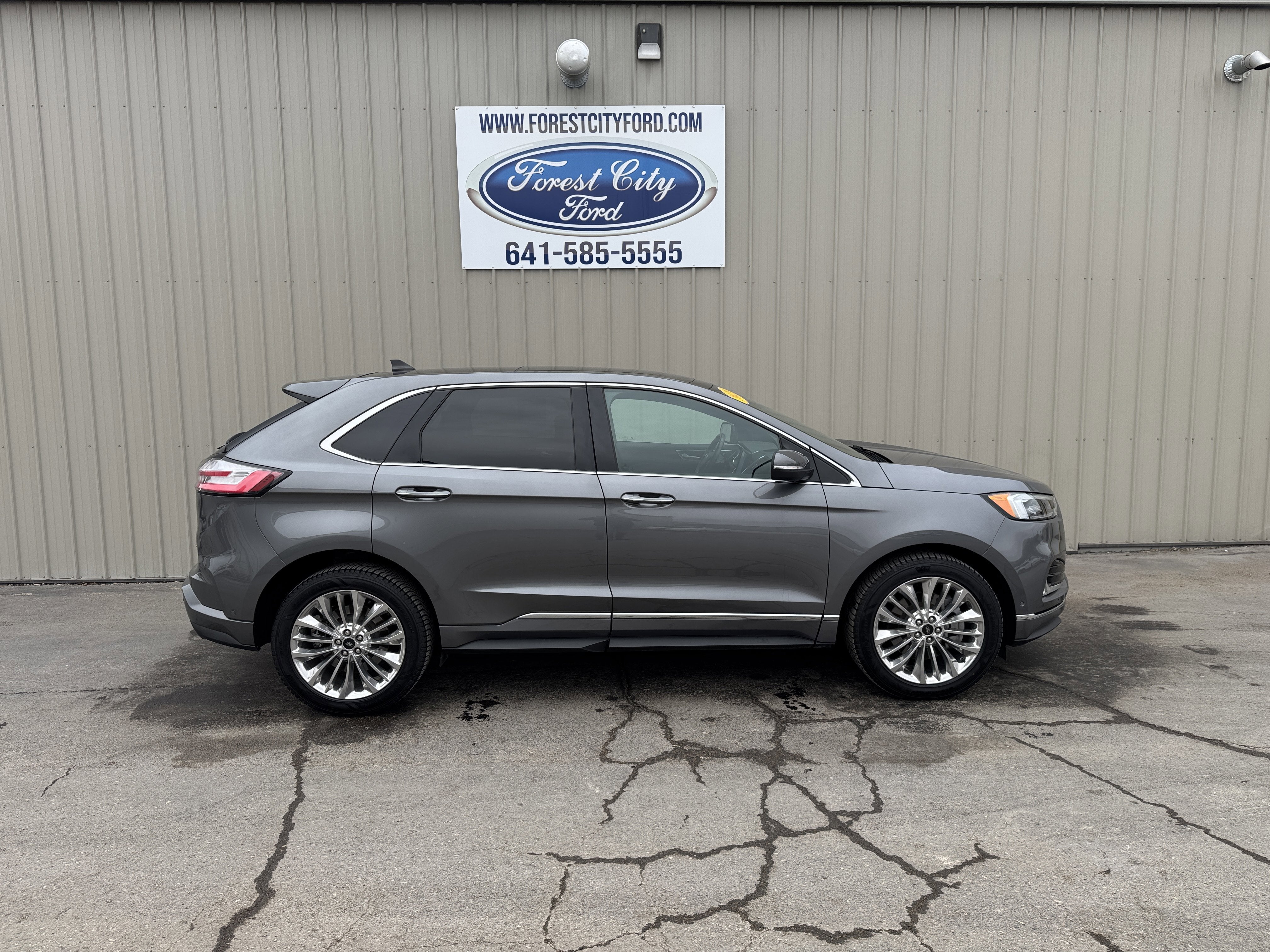 2021 Ford Edge Titanium
