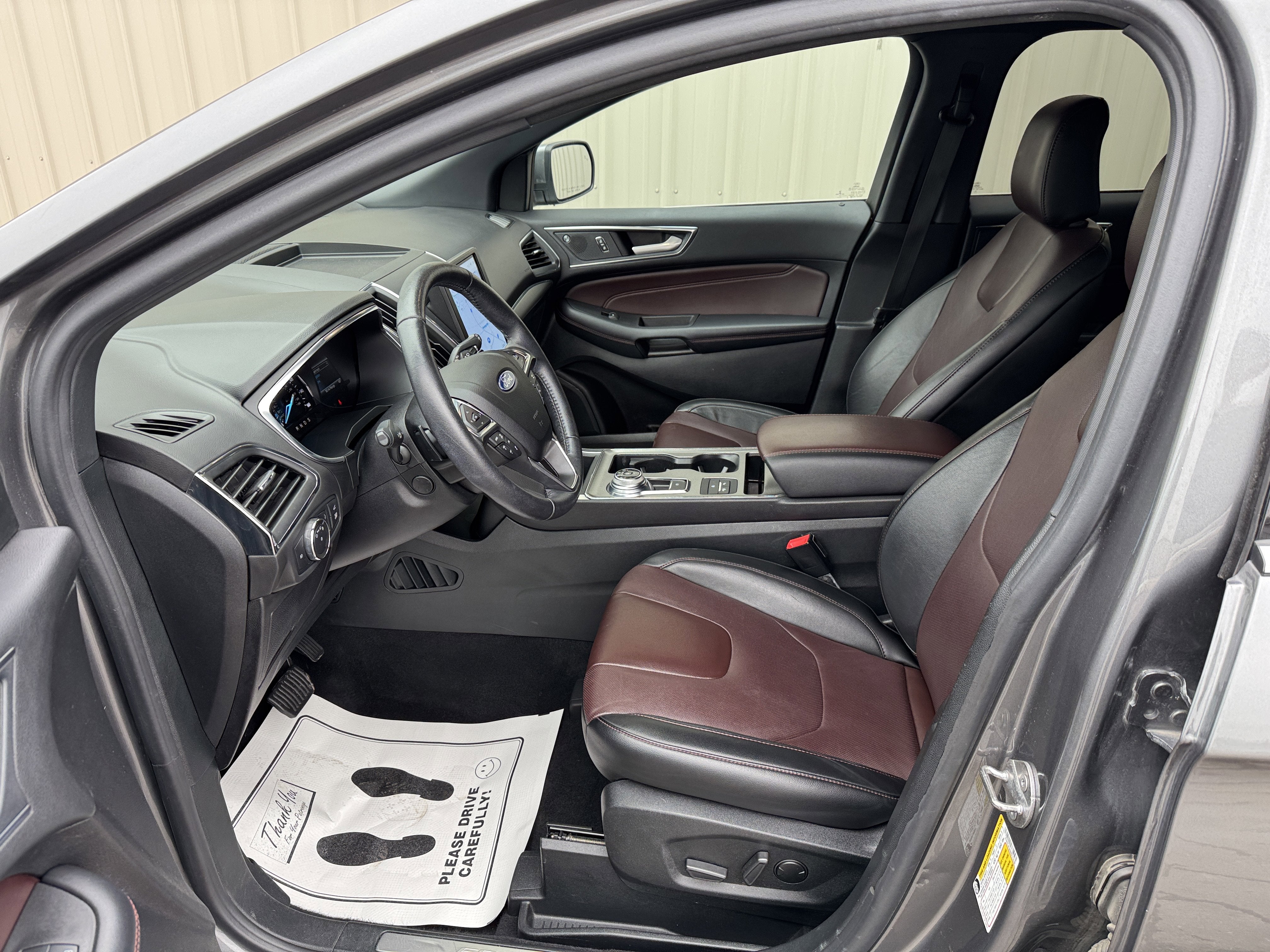 2021 Ford Edge Titanium