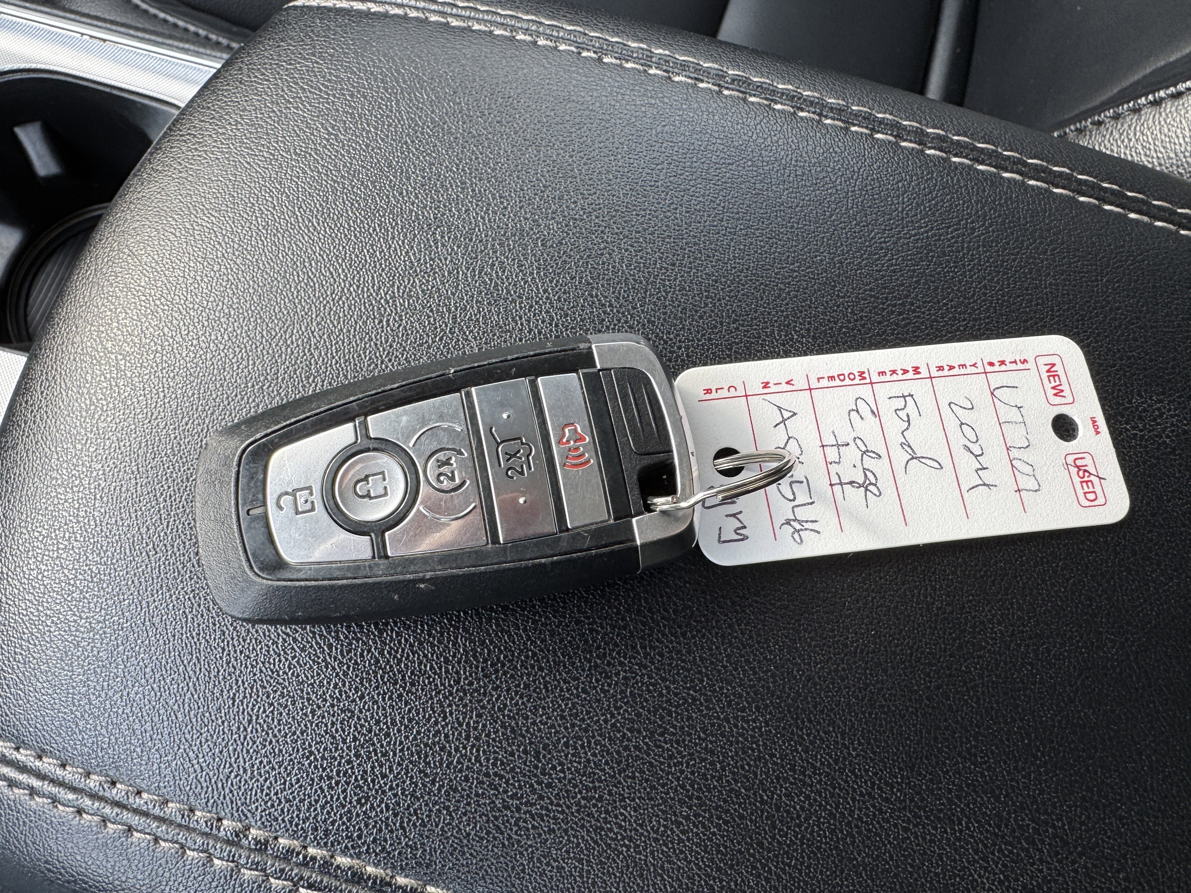 2024 Ford Edge Titanium