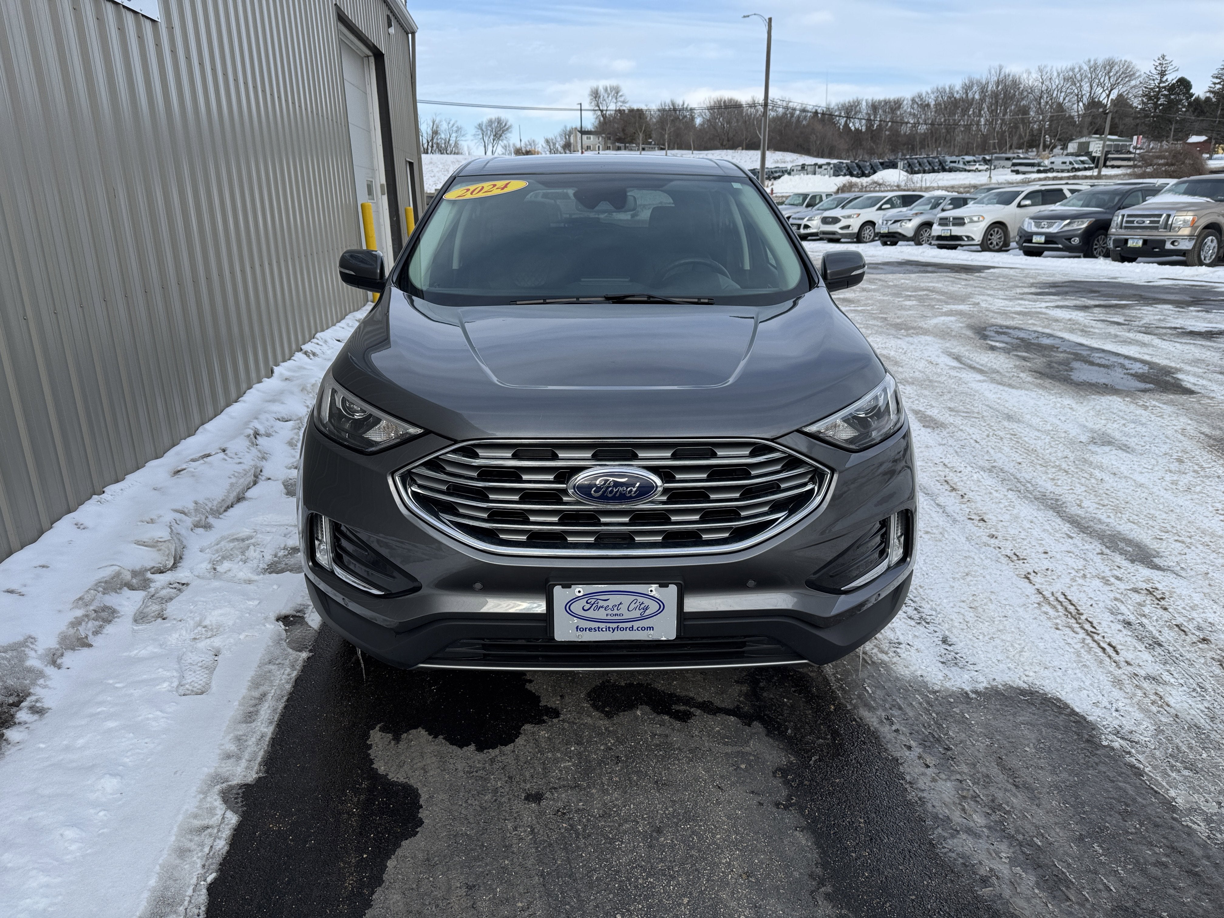 2024 Ford Edge Titanium