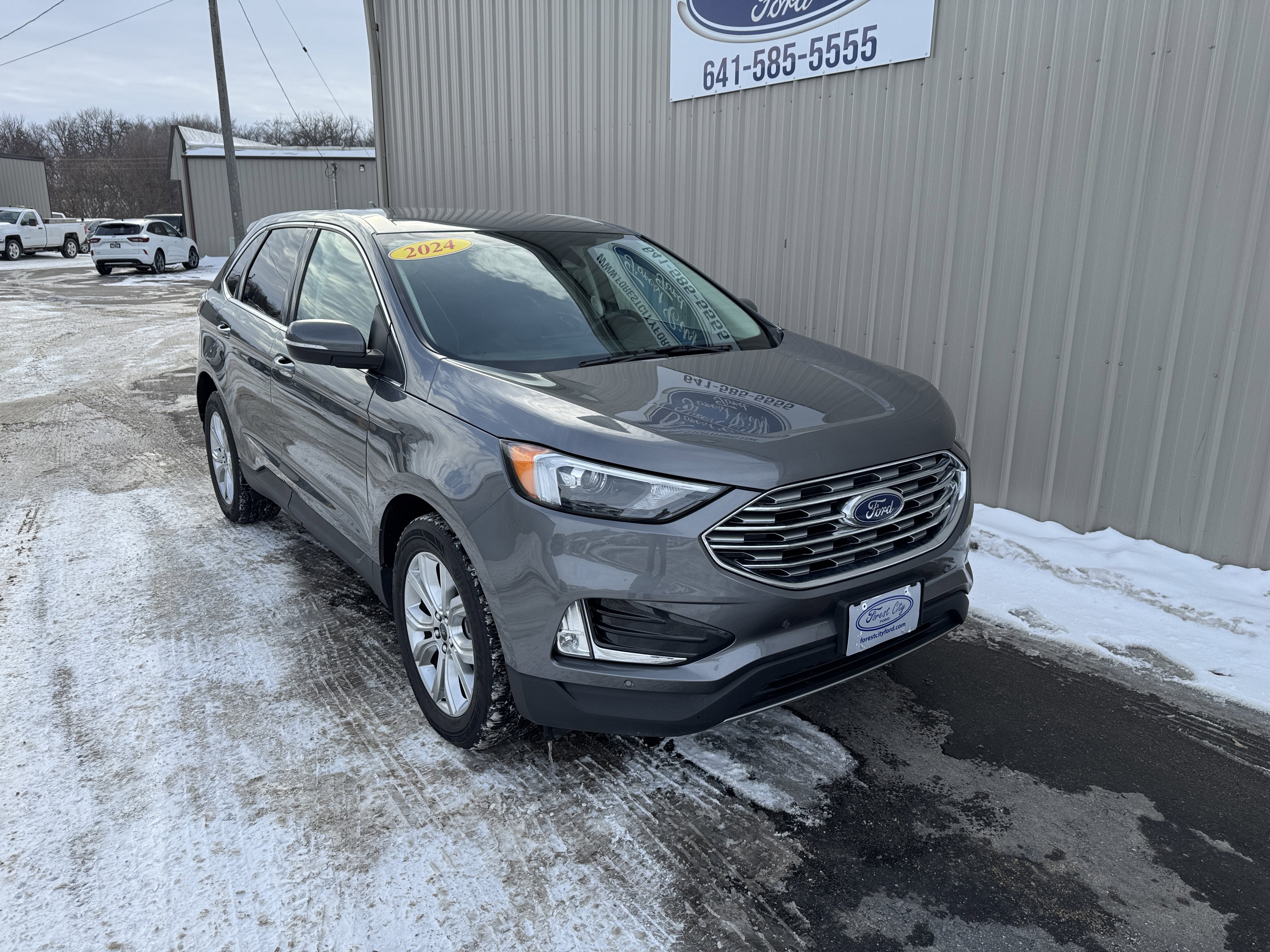 2024 Ford Edge Titanium