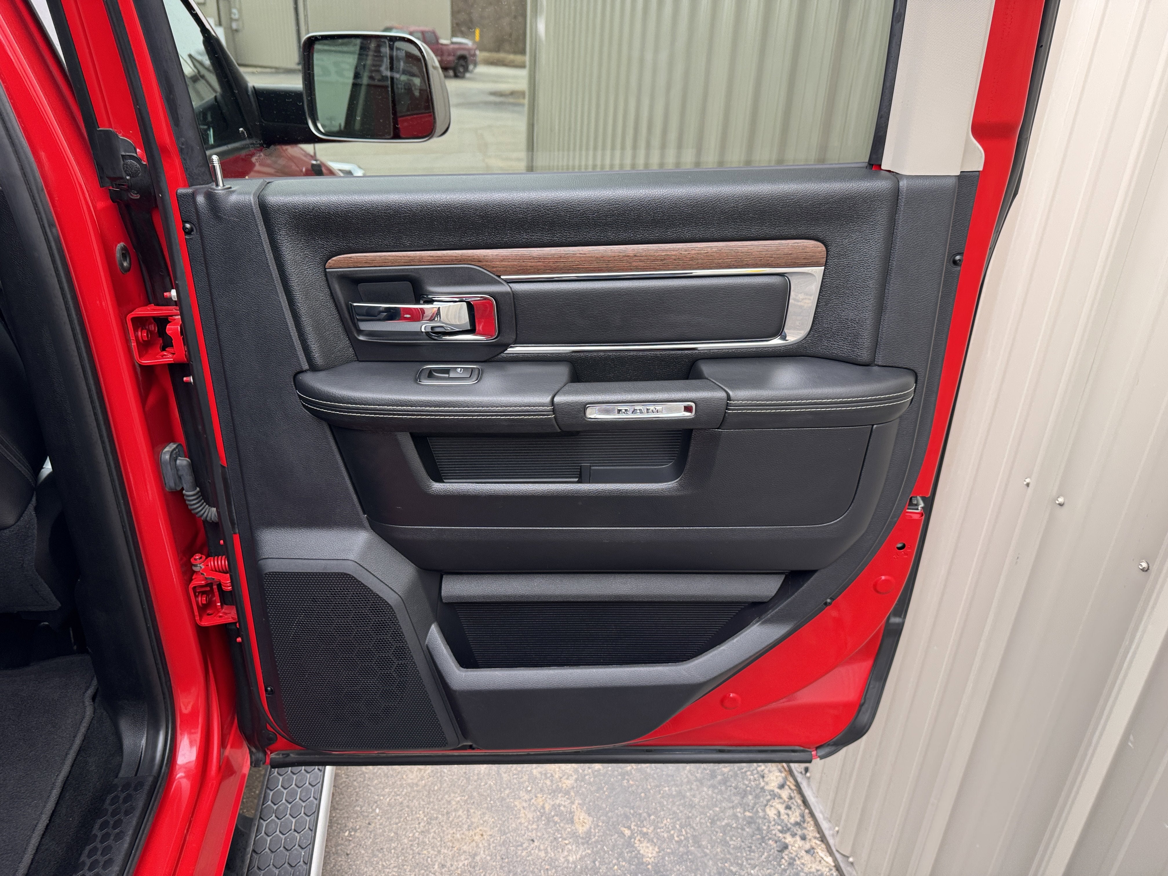 2016 RAM 3500 Laramie