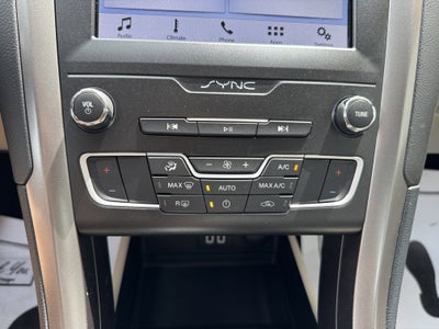 2019 Ford Fusion SE