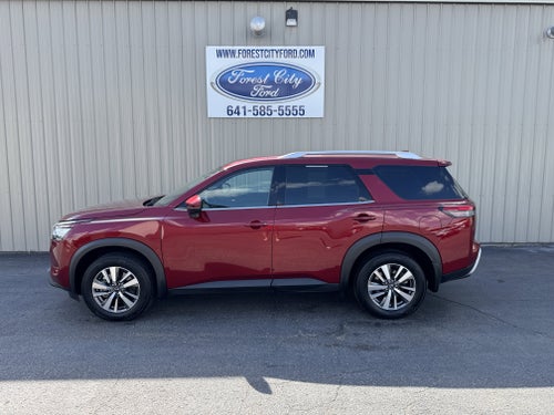 2024 Nissan Pathfinder SL